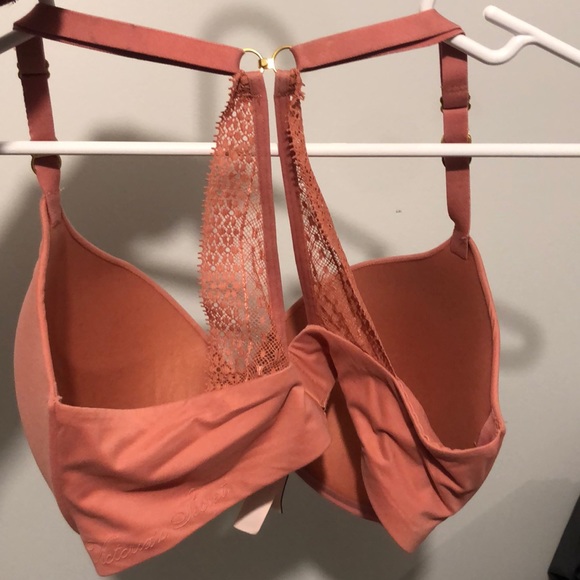 Too small - Picture 2 of 3